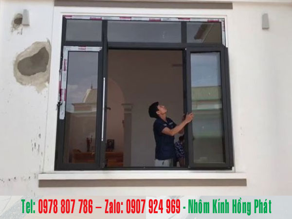 sửa cửa nhôm xingfa tại nhà