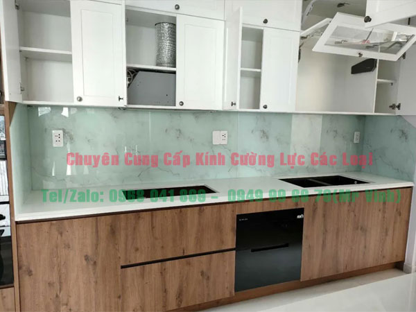 quy trình báo giá kính ốp bếp vân đá