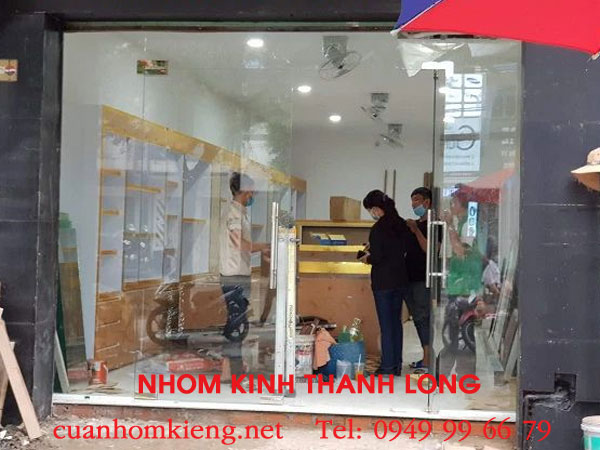 sua-cua-kinh-cuong-luc