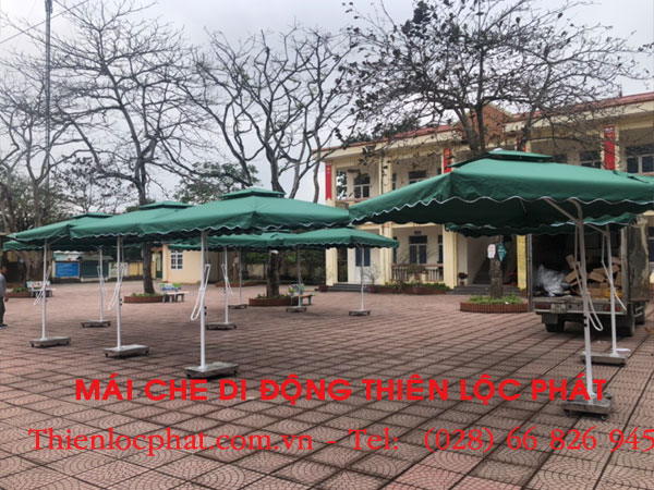 du-che-nang-ngoai-troi-san-truong