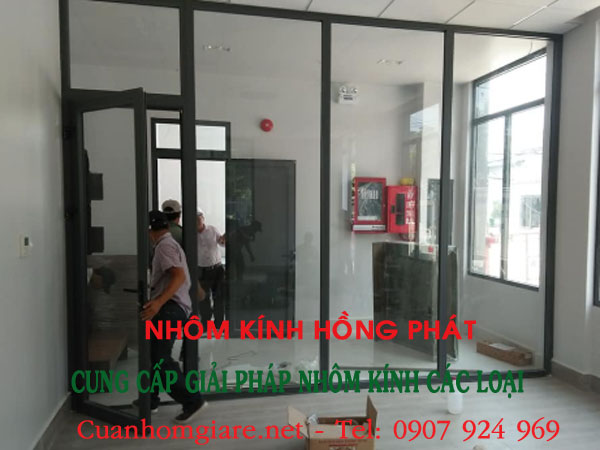 vach-nhom-xingfa-he-55
